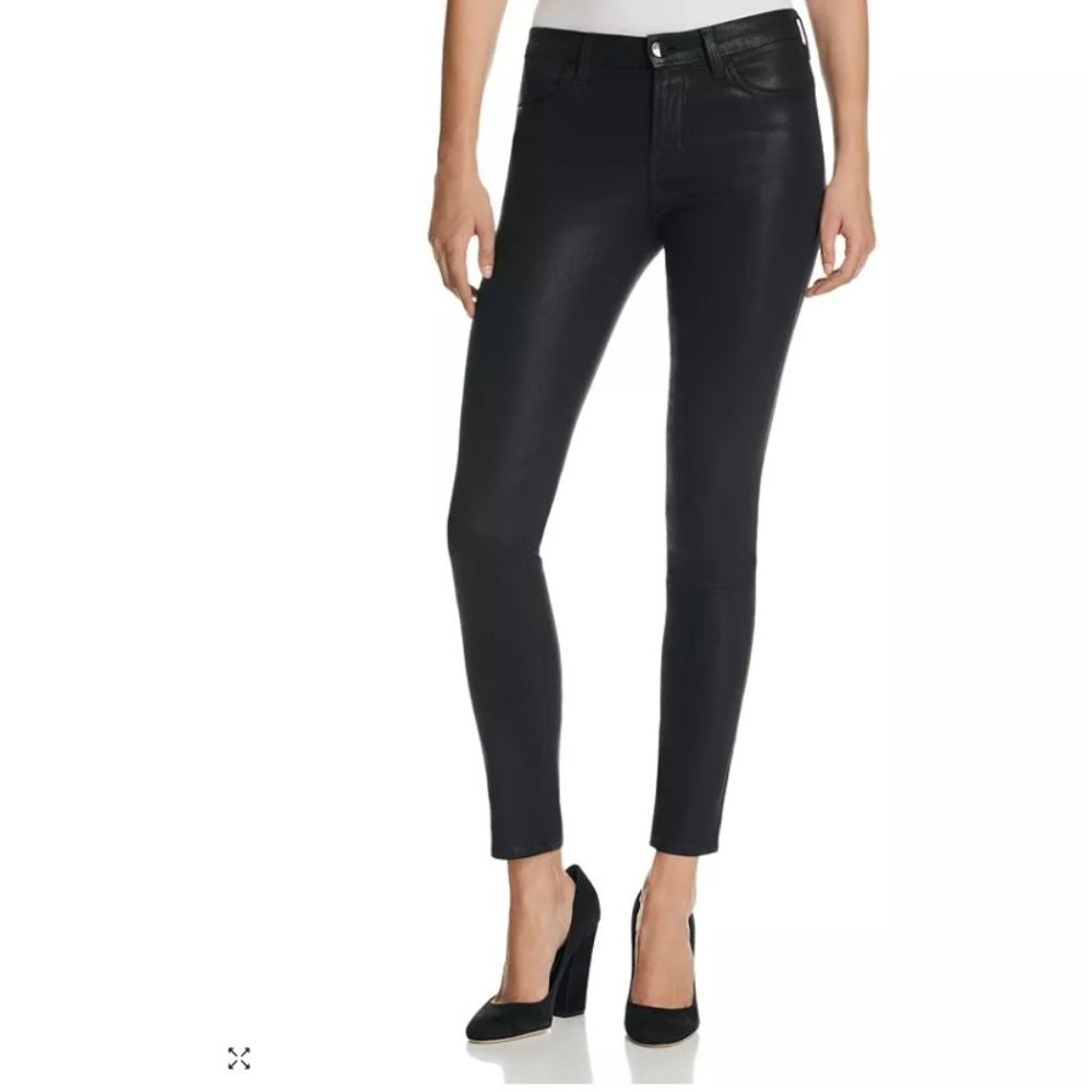 J Brand 620 Mid Rise Super Skinny Jeans in Fearless - Size 25